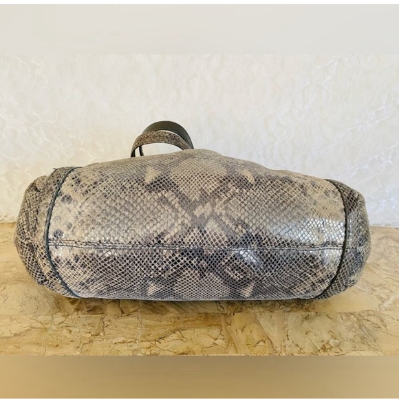 COACH ALEXANDRA gray snake print shiny  suede leather tote shoulder bag tote - Picture 3 of 11